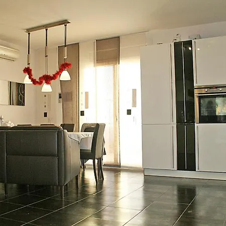 Nicole بيت للعطل